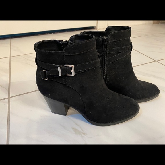 Espress Faux suede bootie sz 8 - Picture 2 of 5